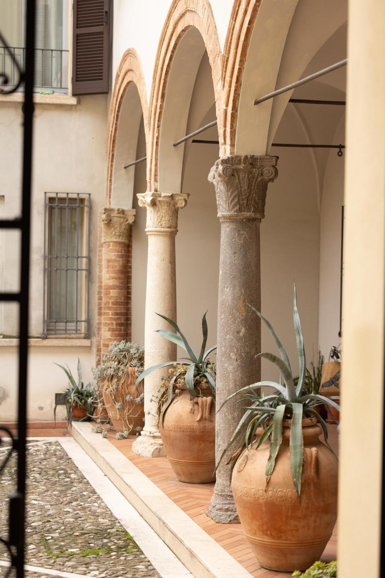 Casa Petrucci Centro Storico Forlì Exterior foto